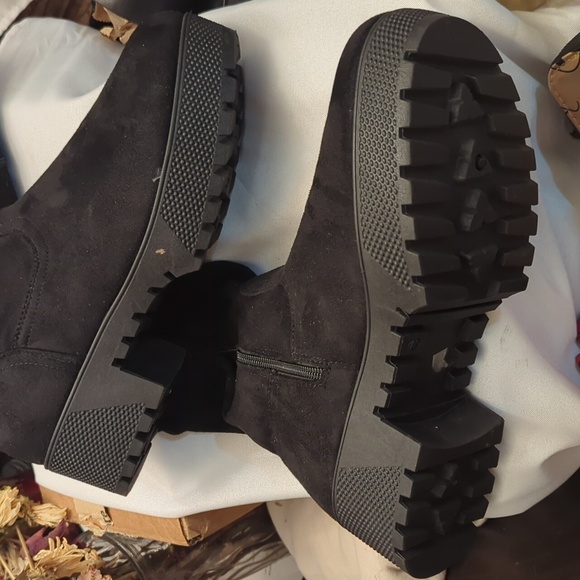 Black platform over the knee boots - Picture 2 of 10